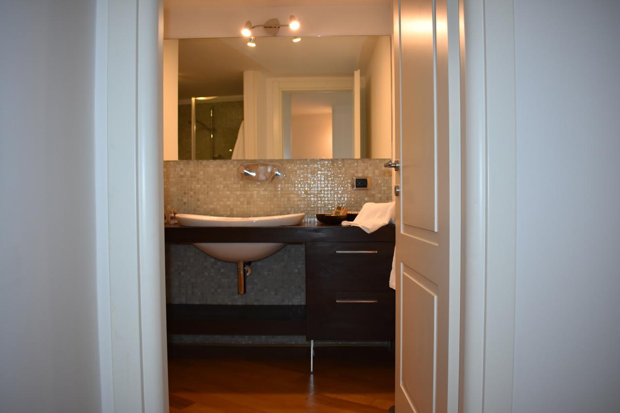 I Vicere B&B Deluxe Naples Luaran gambar