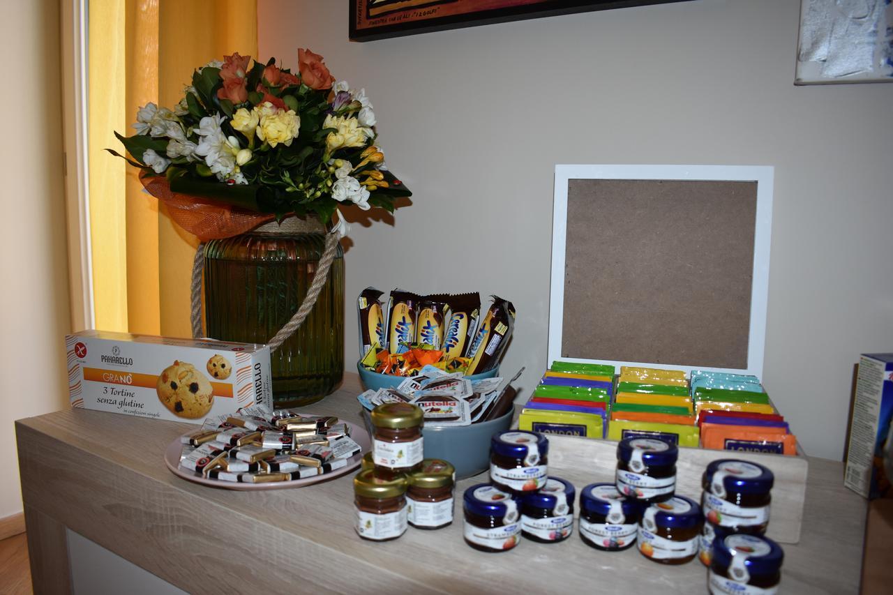 I Vicere B&B Deluxe Naples Luaran gambar