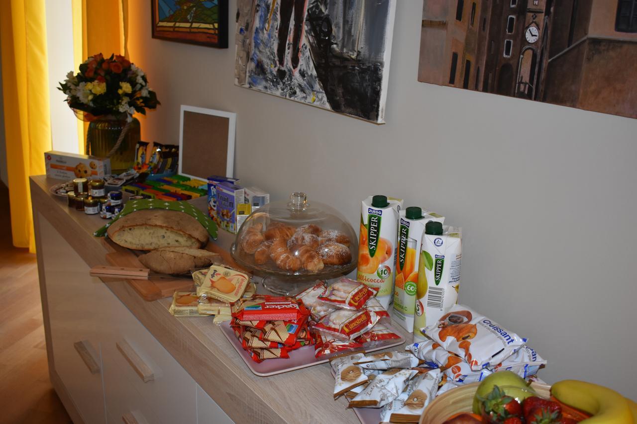 I Vicere B&B Deluxe Naples Luaran gambar