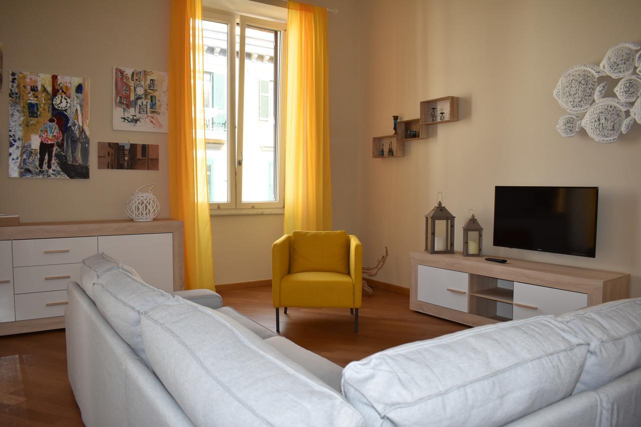 I Vicere B&B Deluxe Naples Luaran gambar