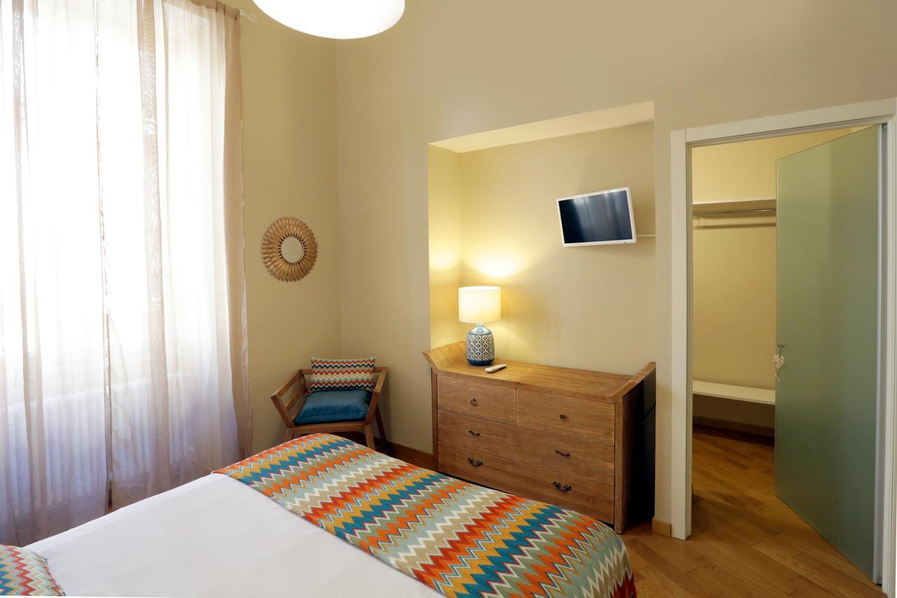 I Vicere B&B Deluxe Naples Luaran gambar