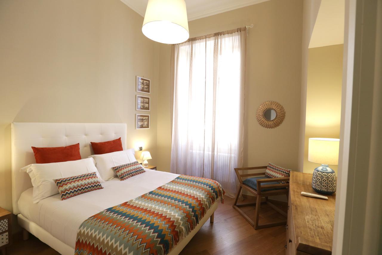 I Vicere B&B Deluxe Naples Luaran gambar