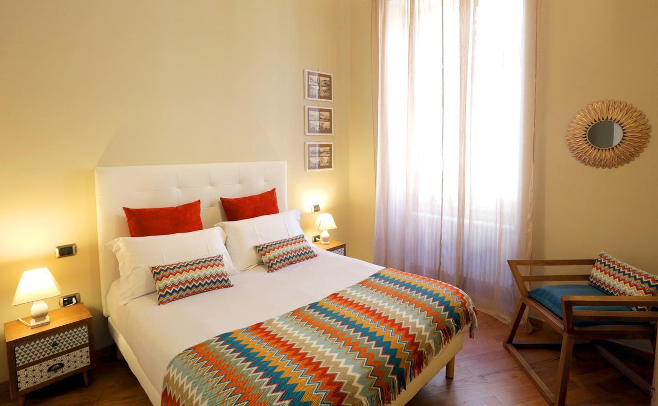 I Vicere B&B Deluxe Naples Luaran gambar
